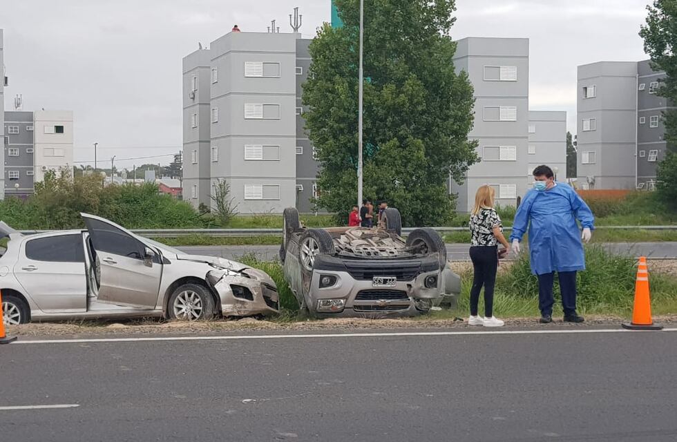 Increíble: chocaron en la Circunvalación y les robaron a las víctimas