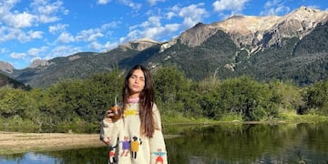 Zaira Nara de vacaciones en San Martín de los Andes.