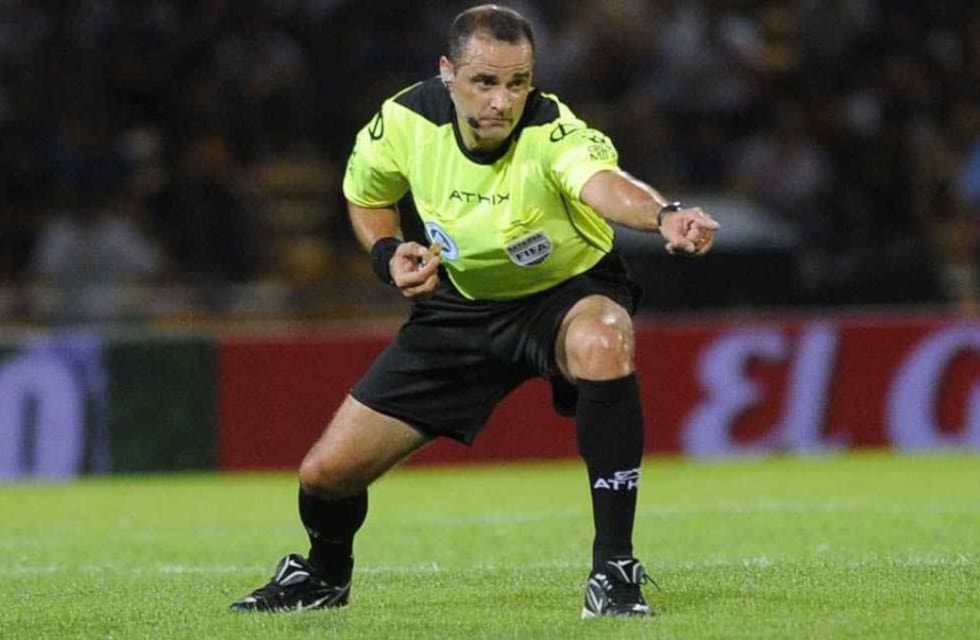 Diego Abal será el árbitro de Talleres recibiendo a Atlético Tucumán
