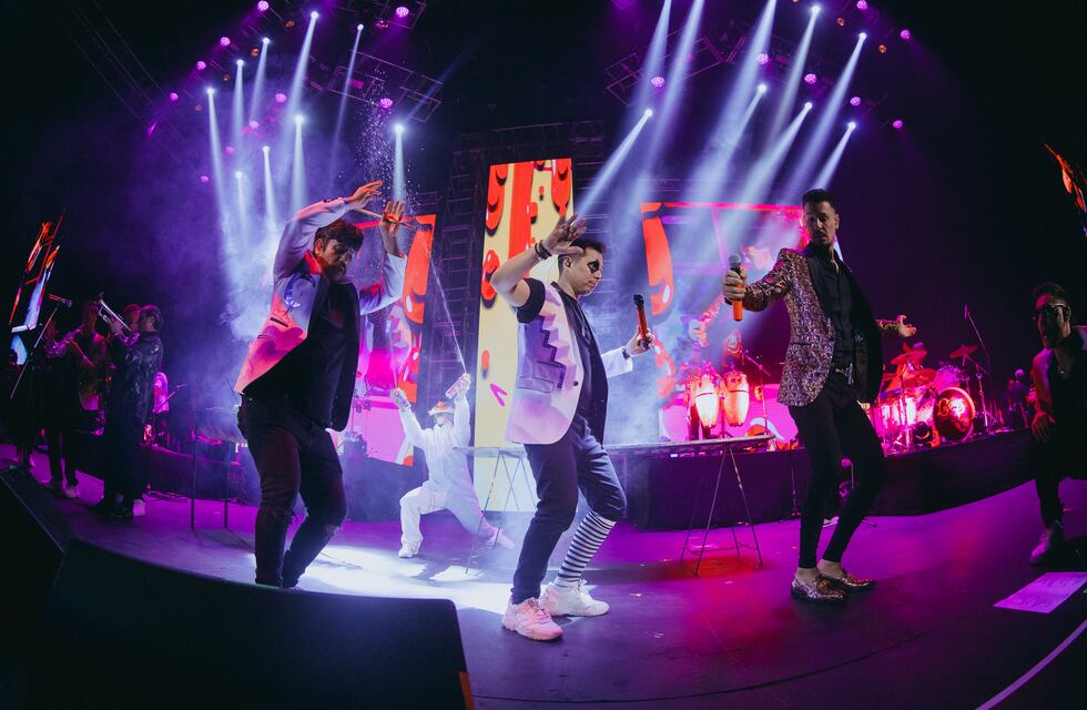 Fiesta  del Alfajor en La Falda: cierre con Los Caligaris