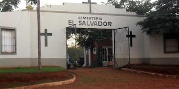 Ingreso Cementerio de Iguazú