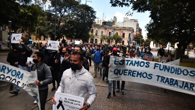 La última protestas en bares de Córdoba terminó con represión.