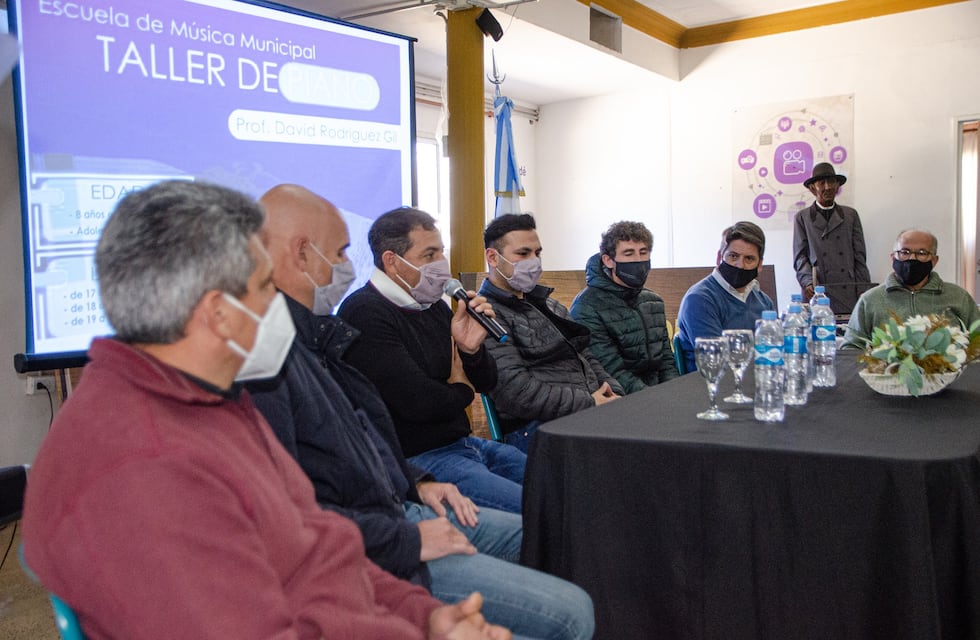 Visita del presidente de la Agencia Córdoba Joven a Cura Brochero