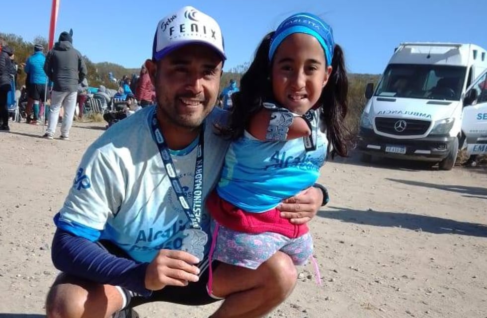 Puerto Madryn: nació sin brazos ni piernas y su padre le cumplió el deseo de correr una maratón