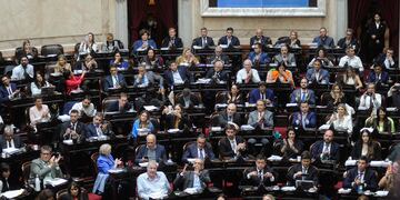 Tras un debate de casi 20 horas, Diputados aprobó la “ley bases” y ahora se vota en particular. (Federico López Claro / La Voz)
