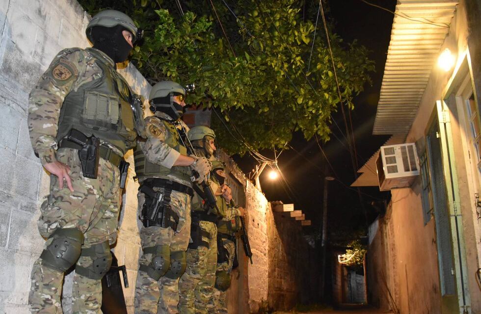 La policía de Rosario detuvo a seis personas por el crimen del playero y otros casos