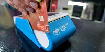 Recomendaciones a tener en cuenta antes de comprar el regalo por el Día del Padre, de manera presencial y online.