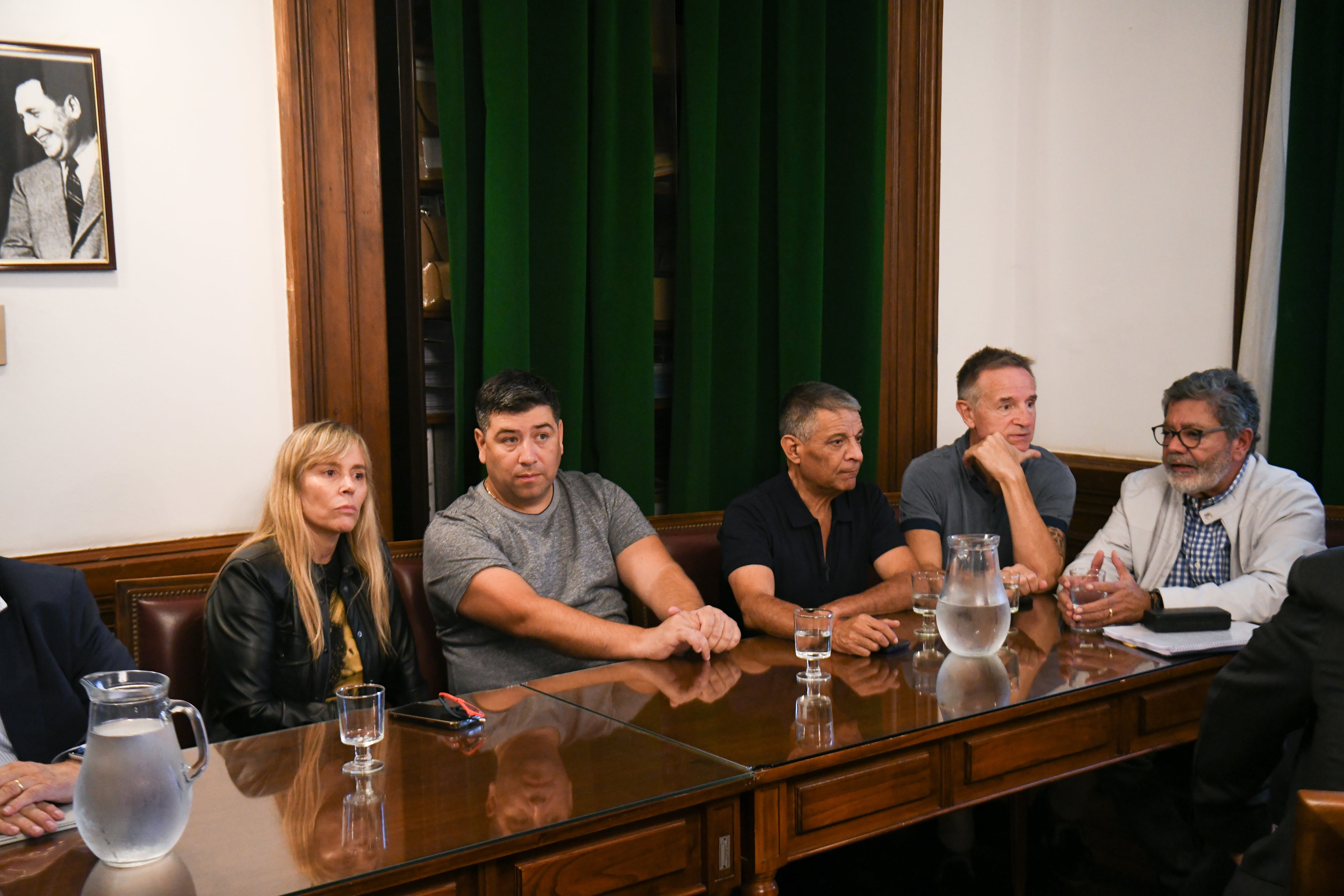 Senadores de Unión por la Patria recibieron al triunvirato de la CGT por la reforma laboral (Foto: Prensa UP Senado)