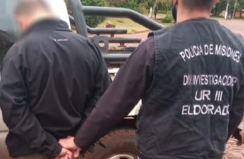 Terminó detenido luego de intentar comercializar una pistola con serie limada en Eldorado