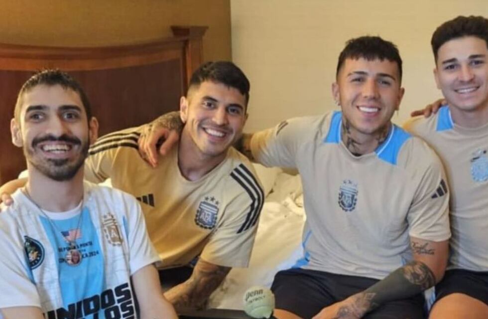 El ejemplar gesto de Julián Álvarez, Enzo Fernández y Exequiel Palacios con un hincha argentino en Miami