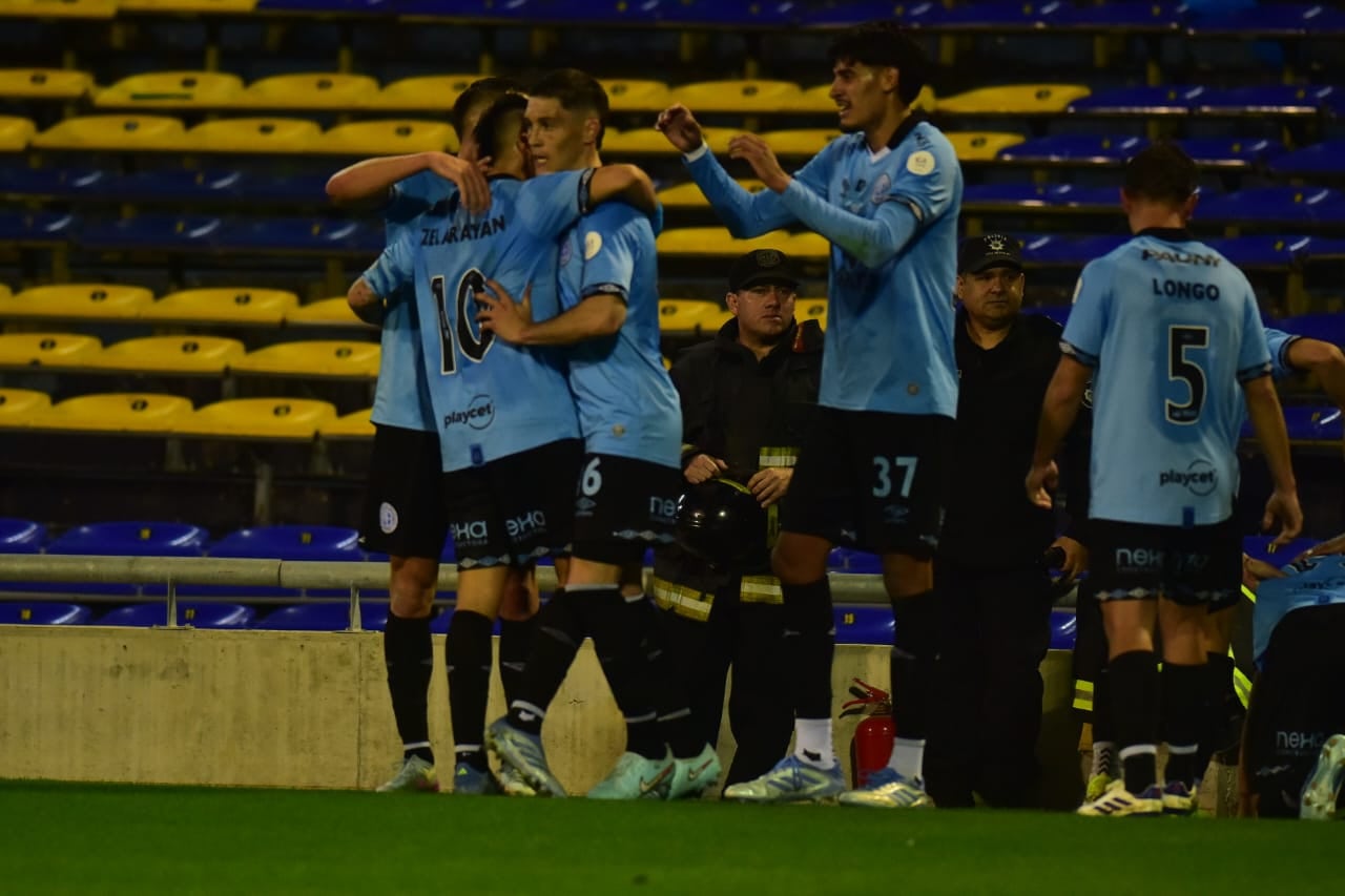 Belgrano venció a Independiente por los Octavos de Final de la Copa Argentina.  (José Gabriel Hernández / La Voz)