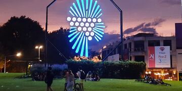 Es en homenaje a los veteranos y caídos en Malvinas.