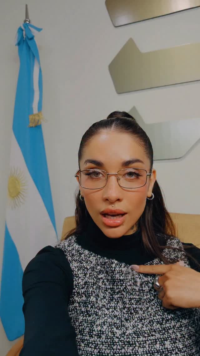 La cantante sorprendió con su transformación.