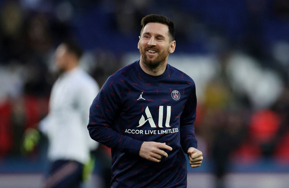 Lionel Messi ya se probó la nueva camiseta oficial de PSG