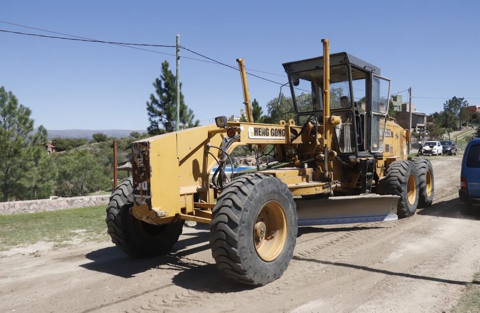 Carlos Paz: reparación de las calles de tierra en Distrito Norte