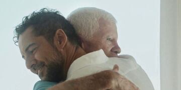 El video de David Bisbal en una charla súper emotiva con su padre con Alzheimer. Captura del video.