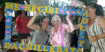 Una mujer de 70 años finalizó sus estudios secundarios en Metán