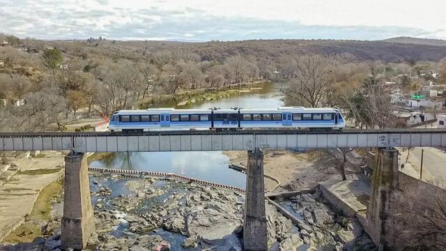 El Tren de las Sierras recorre la provincia desde Alta Córdoba hasta Valle Hermoso. (La Voz)