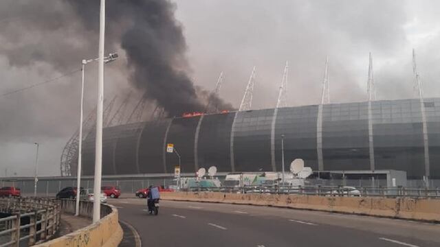 Incendio en la Arena Castelão en Fortaleza