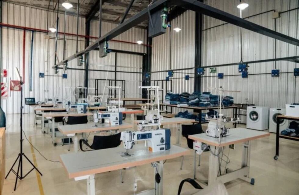 Posadas: Este lunes comenzará a funcionar la primera planta de recuperación textil de Argentina