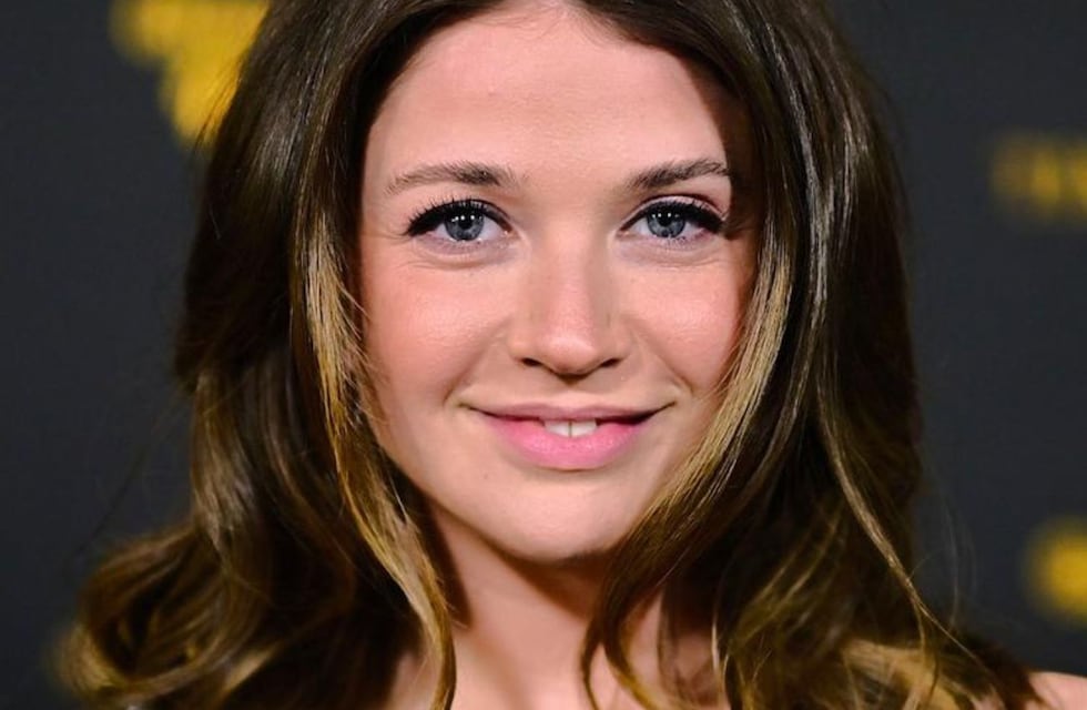 Max: la película que roza lo prohibido y enciende la pasión sin límites