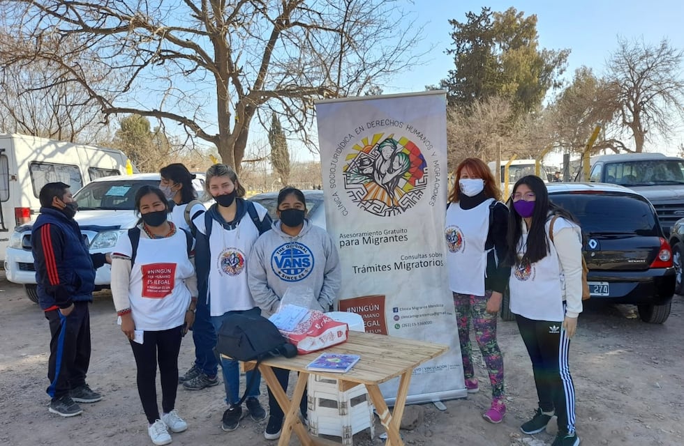 La Clínica Migrante mendocina: una ayuda sociojurídica para los inmigrantes, dada por un equipo interdisciplinario y estudiantil