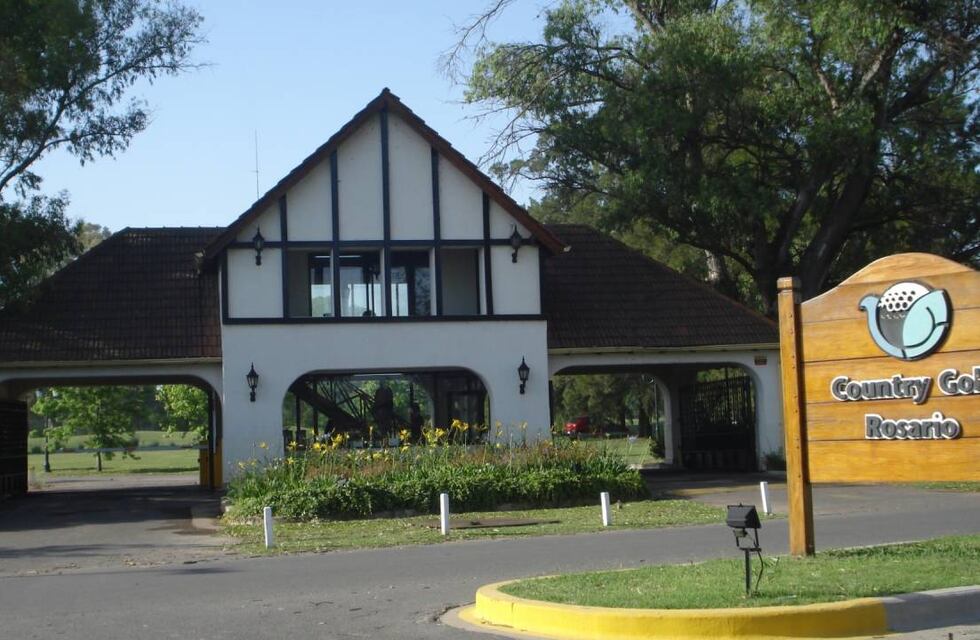 Conflicto en el Country Golf: vecinos niegan estar contaminando el arroyo Ludueña