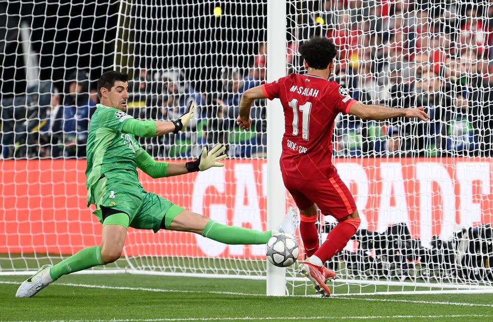 Otra increíble atajada de Courtois