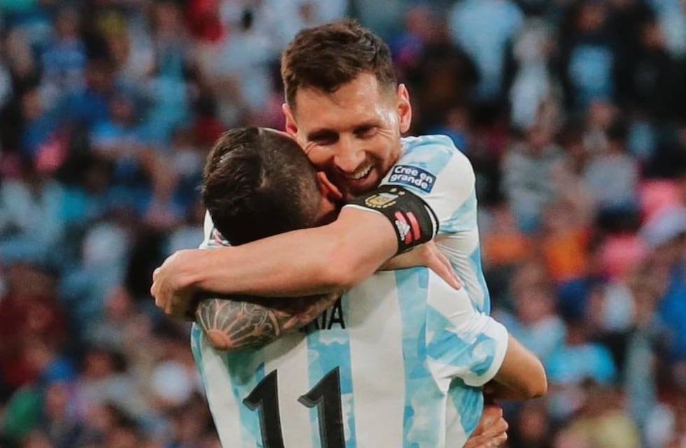 Lionel Messi y Ángel Di María, los rosarinos que hicieron delirar a los fanáticos en Wembley