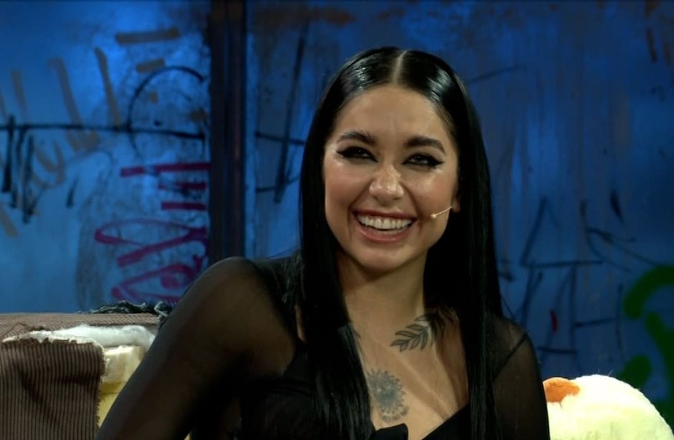 María Becerra en “La Resistencia”: problemas con la ropa interior y su recuerdo como youtuber