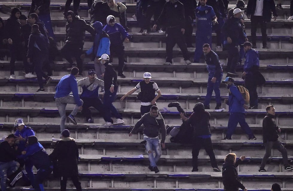 “Entraron 30 personas a pegarle a todo el mundo”: el dramático relato de las agresiones a hinchas de Talleres