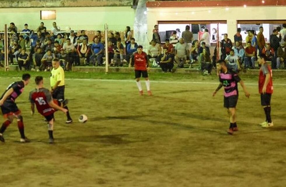 Córdoba violenta: intentan linchar al árbitro en un partido de fútbol amateur