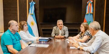 Gremios estatales y Gobierno dan inicio a las negociaciones paritarias 2025.