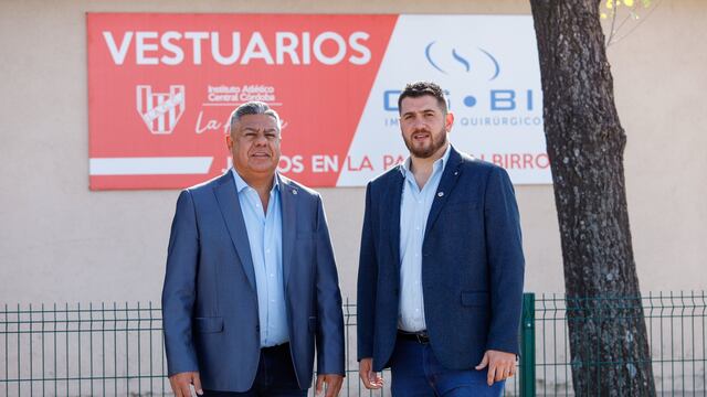 Chiqui Tapia conoció el predio de Instituto junto al presidente Juan Manuel Cavagliatto, con quien mantiene una relación cada vez más fluida (Foto: Prensa IACC).