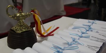 CRESTA: Acto de Colación y entrega de diplomas (imagen de archivo)