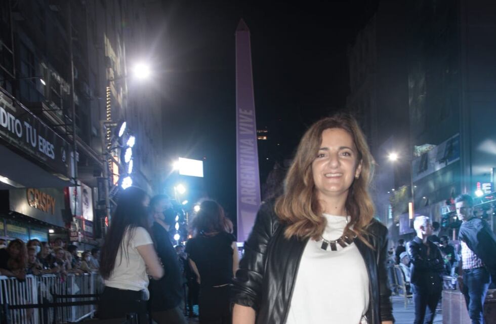 Elencos de Mar del Plata presentaron su temporada en calle Corrientes