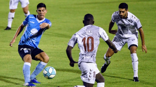 El Celeste arrancó "dormido" y Platense no perdonó, con el 1-0.
