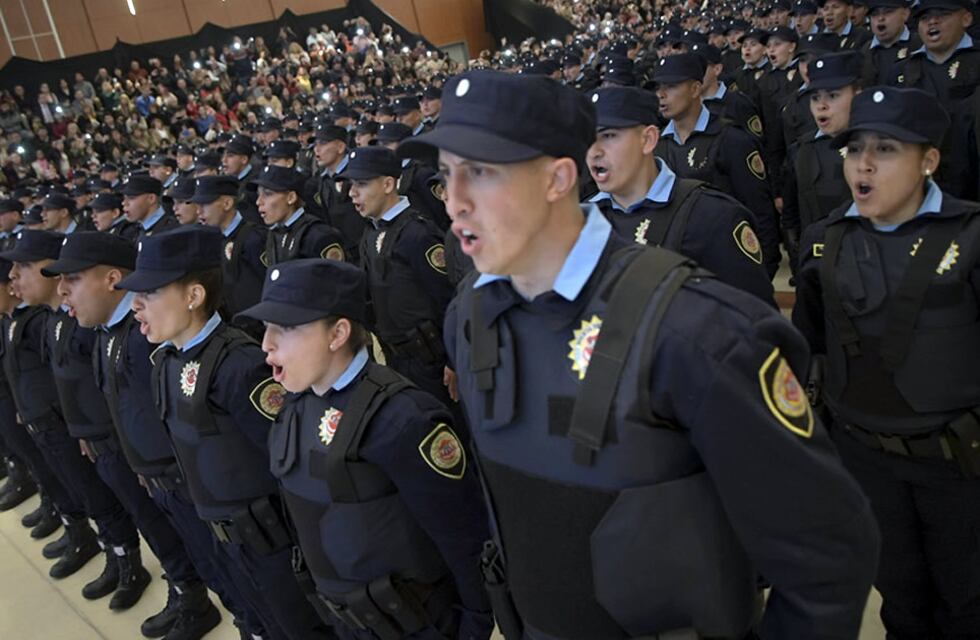 Inscripciones abiertas para la Escuela de Policía de Córdoba: cuáles son los requisitos