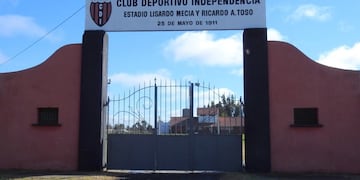 En el día de su aniversario el Club Deportivo Independencia habilitó el primer vestuario para árbitros mujeres.