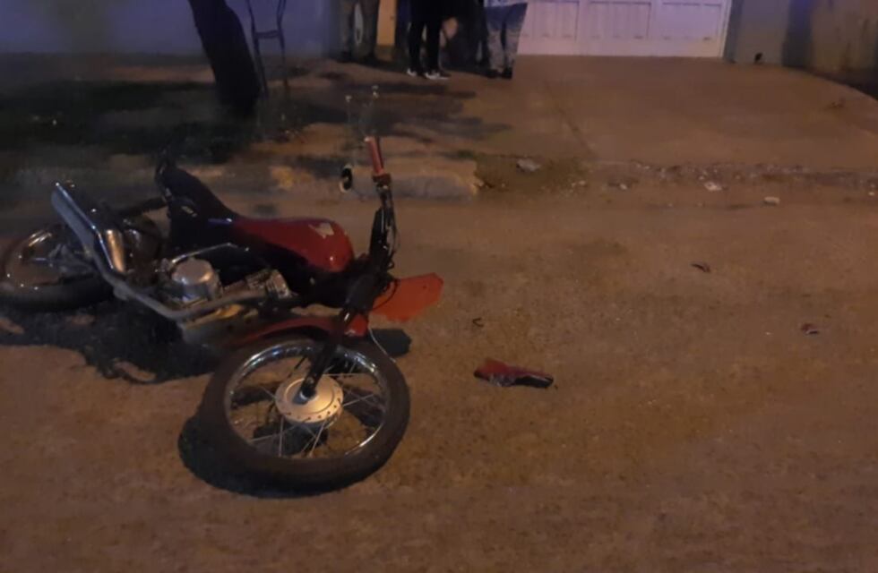 Menor escapaba de la policía y atropelló a dos enfermeras con la moto en Bahía Blanca
