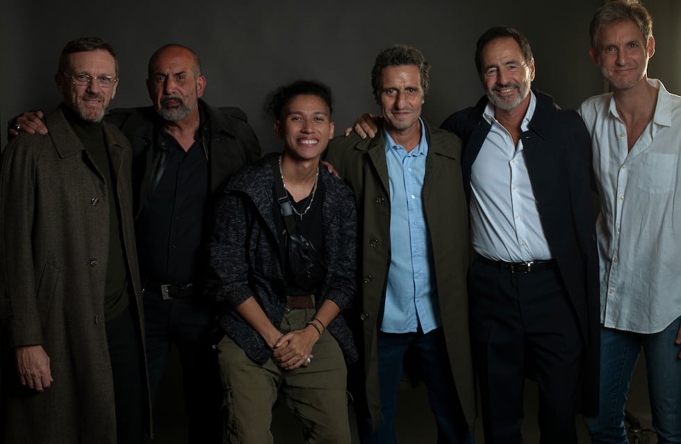 Jean Pierre Llanos, el cordobés que diseña posters de películas y participó del regreso de Los Simuladores