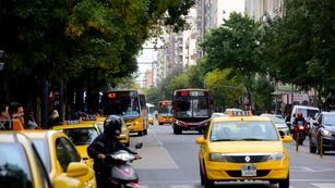 Un viernes con movimiento, sol y temperaturas agradables en Córdoba. (José Gabriel Hernández / La Voz)
