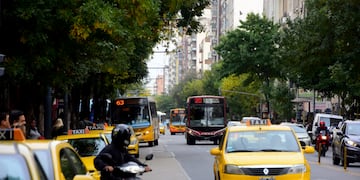 Un viernes con movimiento, sol y temperaturas agradables en Córdoba. (José Gabriel Hernández / La Voz)