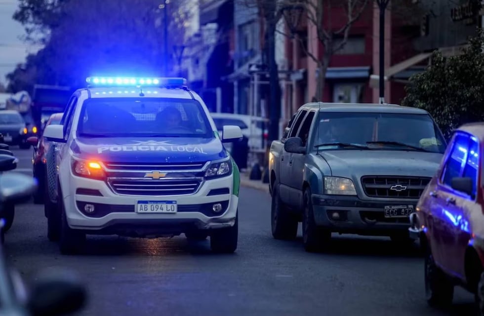 Un patrullero atropelló a una nena de dos años en Pilar: fue operada de urgencia y está grave