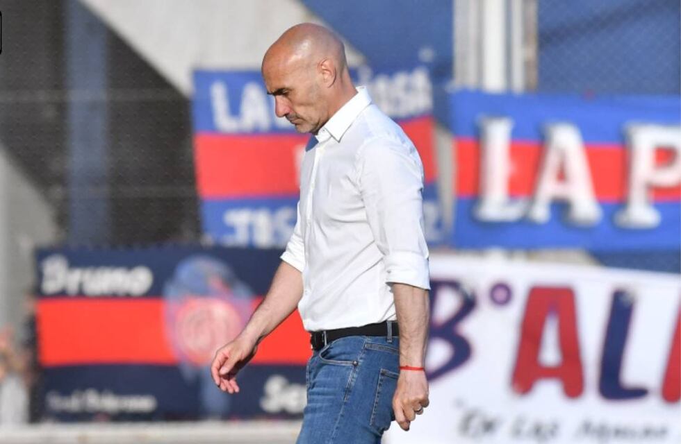 Paolo Montero dejó de ser el entrenador de San Lorenzo