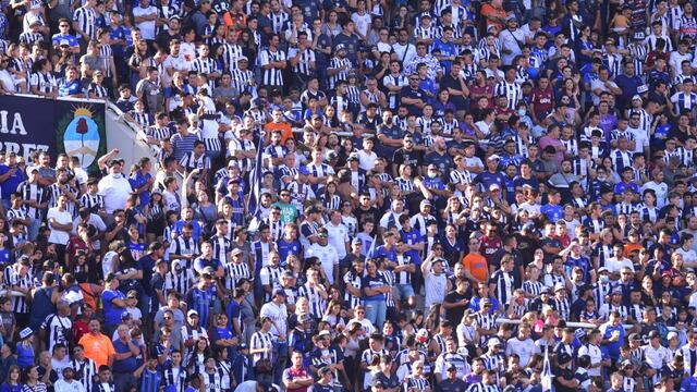 El gol de Santos y el acompañamiento de los hinchas, con la mira en el Flamengo. Lo mejor de Talleres en la dura derrota con el Halcón (Facundo Luque).
