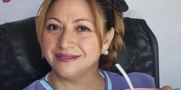 Marianela Pérez, la enfermera sanjuanina que concientiza sobre los cuidados de la salud a través de la música.