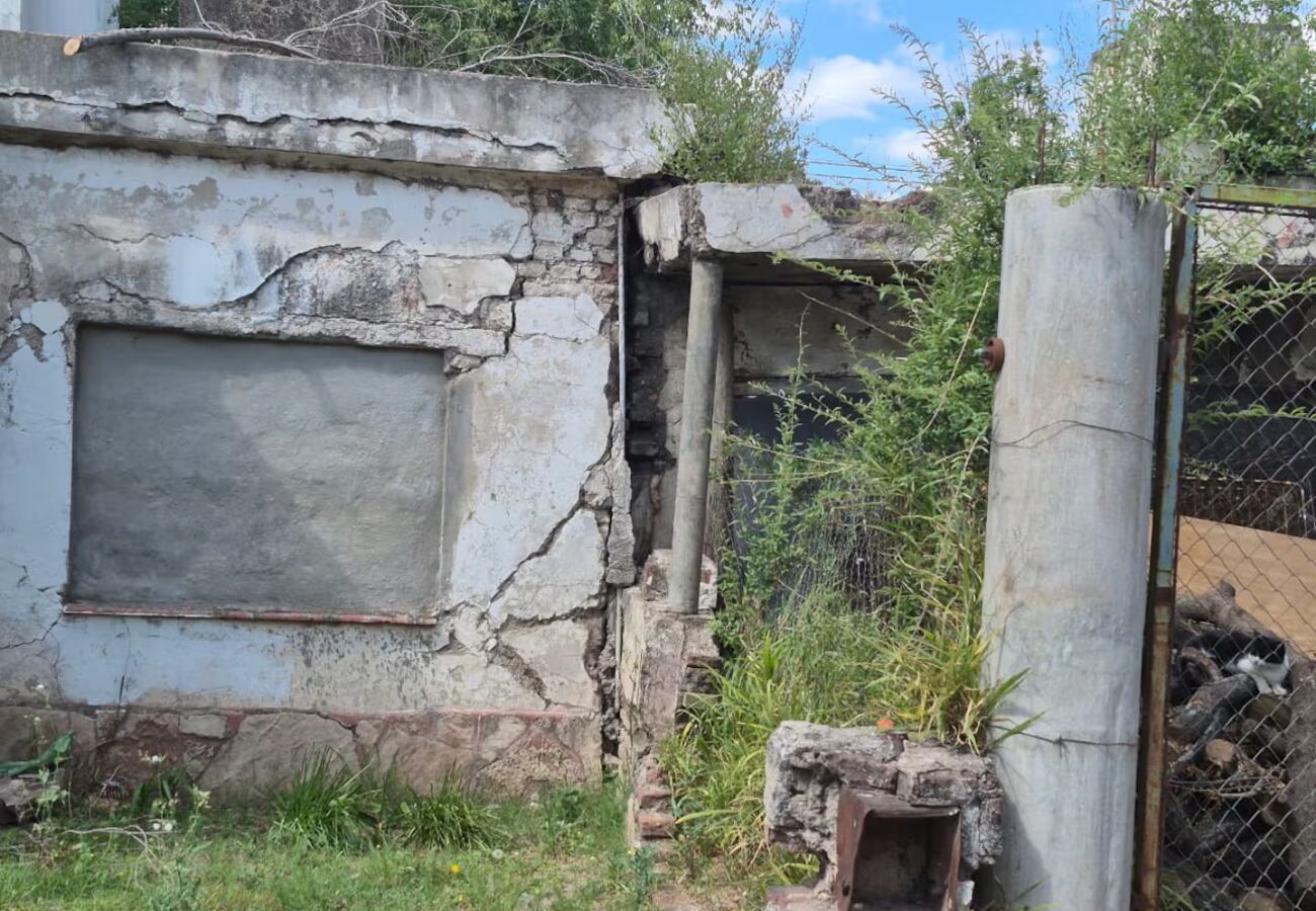 Hay 47 casas con riesgo de derrumbe en Santa Isabel II. (Foto: El Doce)