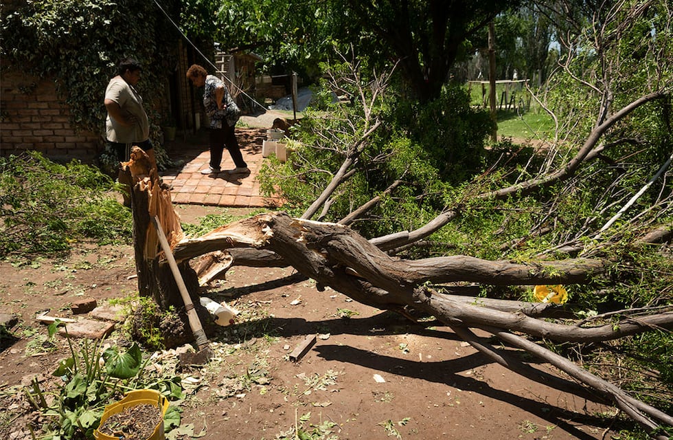 Organizaciones sociales piden colaboración para familias de Lavalle que fueron damnificadas por las tormentas