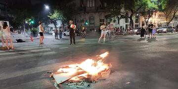 Los habitantes dicen que hace 48 horas están sin servicio